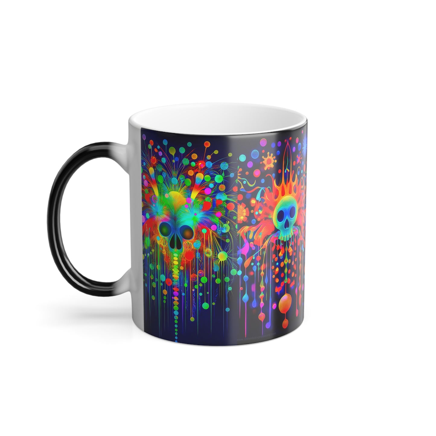 Skull design Color changing mug - reveals design when warm